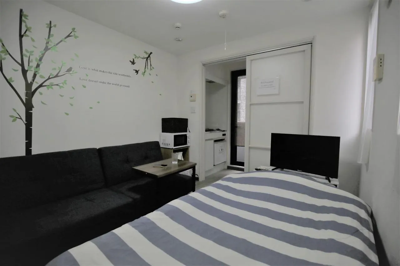 Fukuoka Single Room 0*, Фукуока